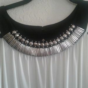 Black&White Jewel neck dress